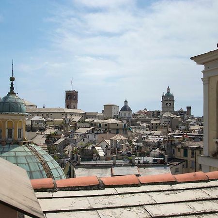 Отель Sky On The Roofs - Il Cielo Sui Tetti Генуя Экстерьер фото